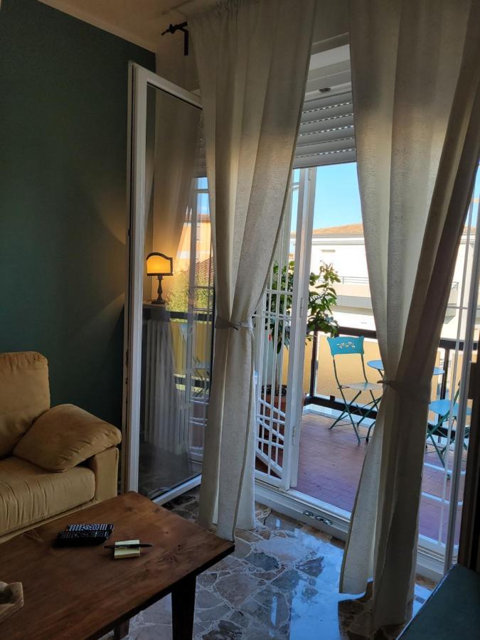 Apartamento Garda Best Living Desenzano del Garda Exterior foto