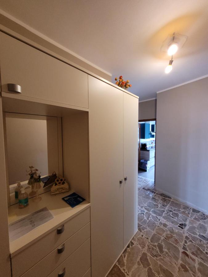 Apartamento Garda Best Living Desenzano del Garda Exterior foto